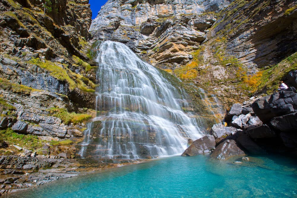 Descubre la Belleza Natural de Ordesa: Parque Nacional en los Pirineos